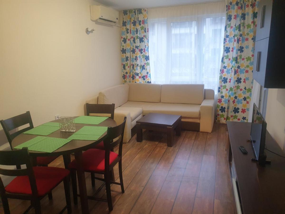 Sunny Apartment 布尔加斯 外观 照片