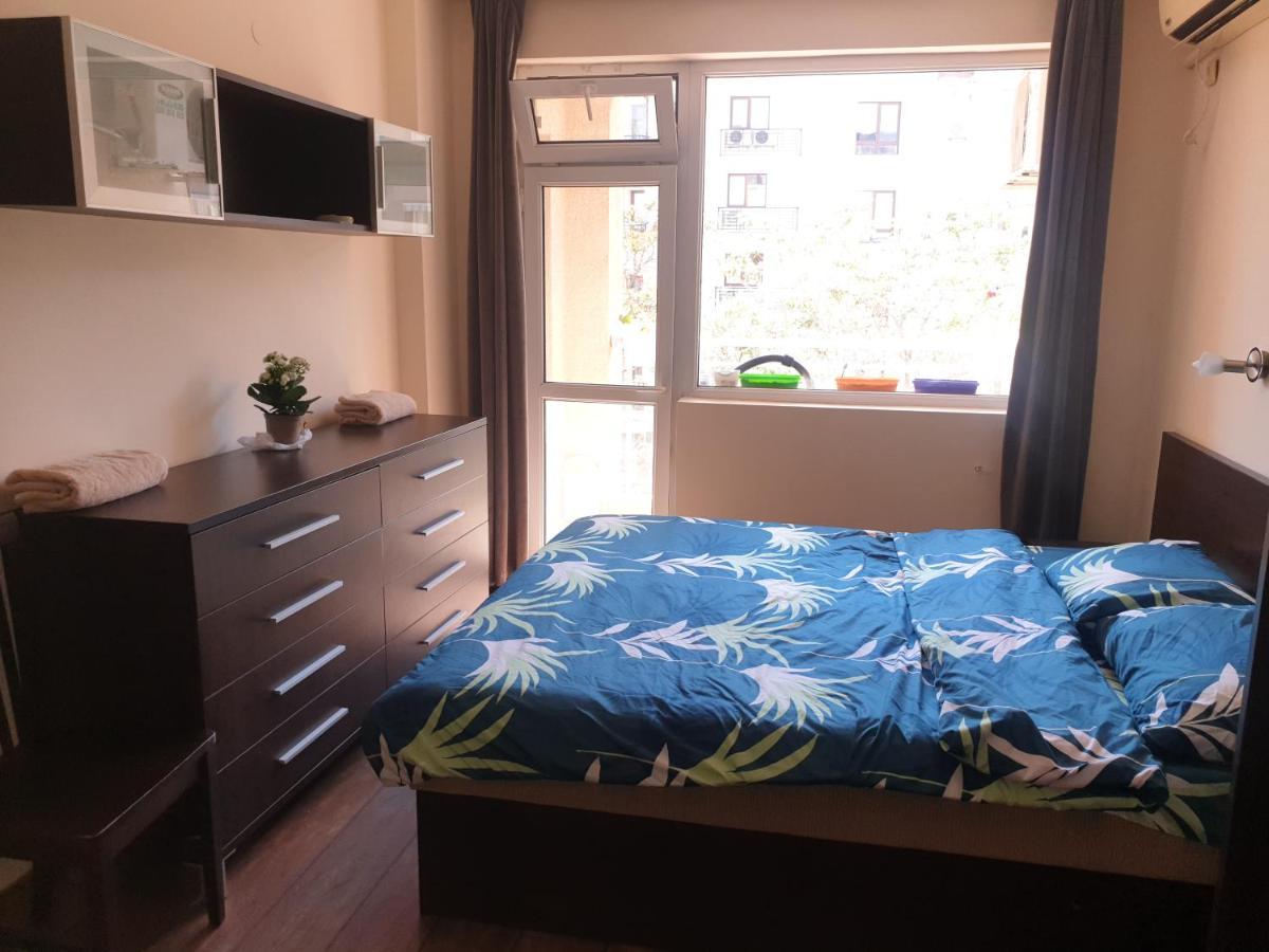Sunny Apartment 布尔加斯 外观 照片